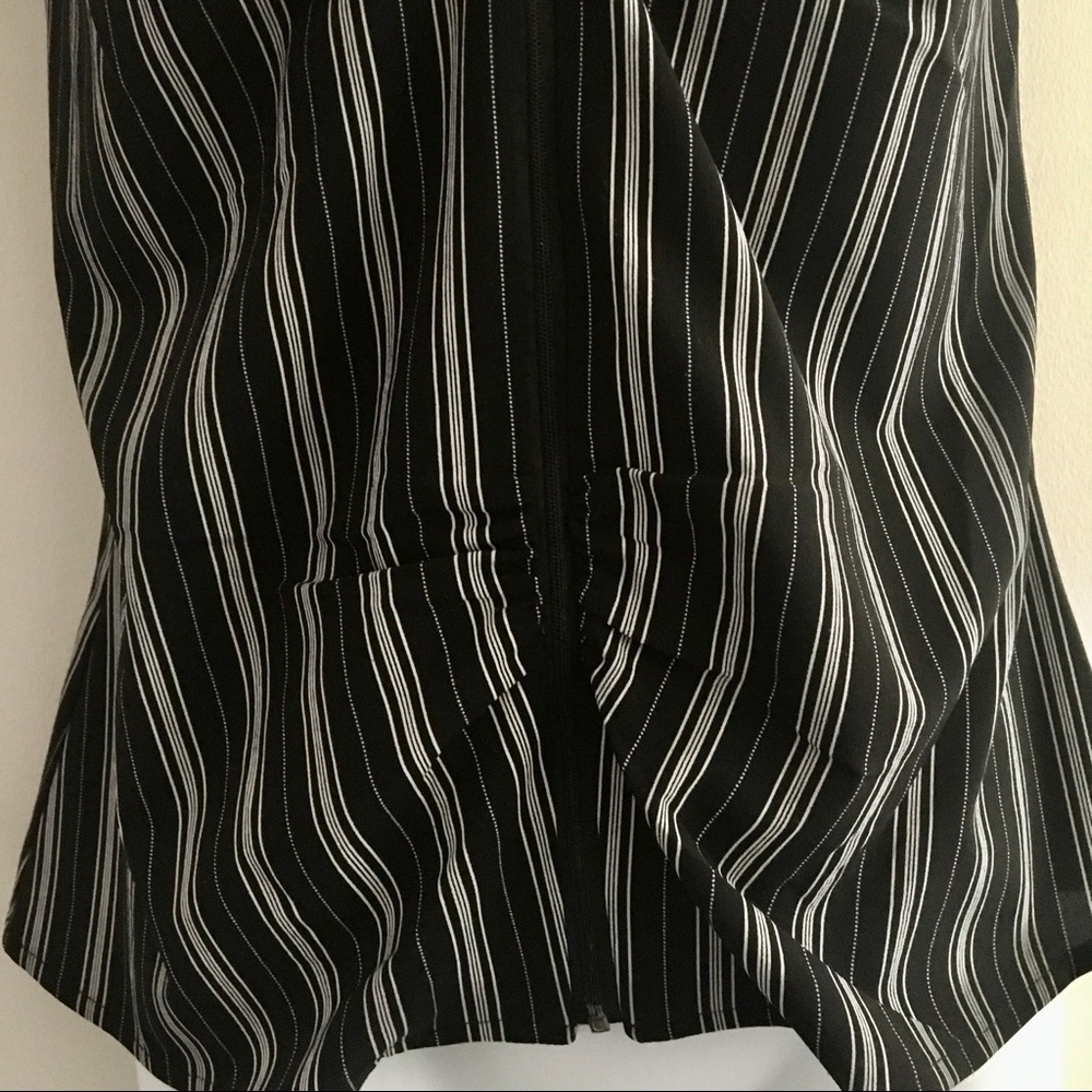 2 Dye 4 | Zip Ruched Top - Picture 8 of 11